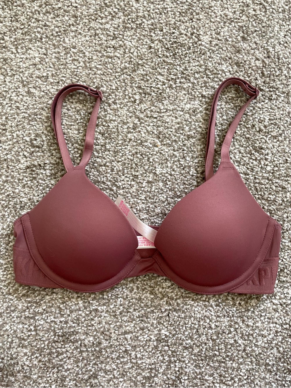 PINK Victorias Secret Wear Everywear T-Shirt Bra Lightly Lined 32A